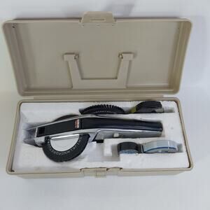 Vintage DYMO 1570 Professional Tapewriter Heavy Duty Label Maker W/Hard Case
